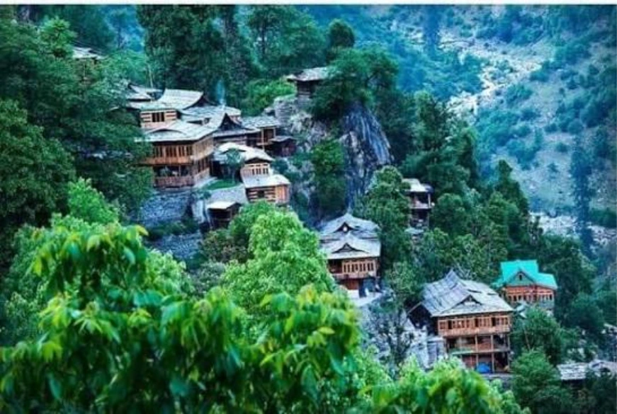 The Hanging Village of Jhaka