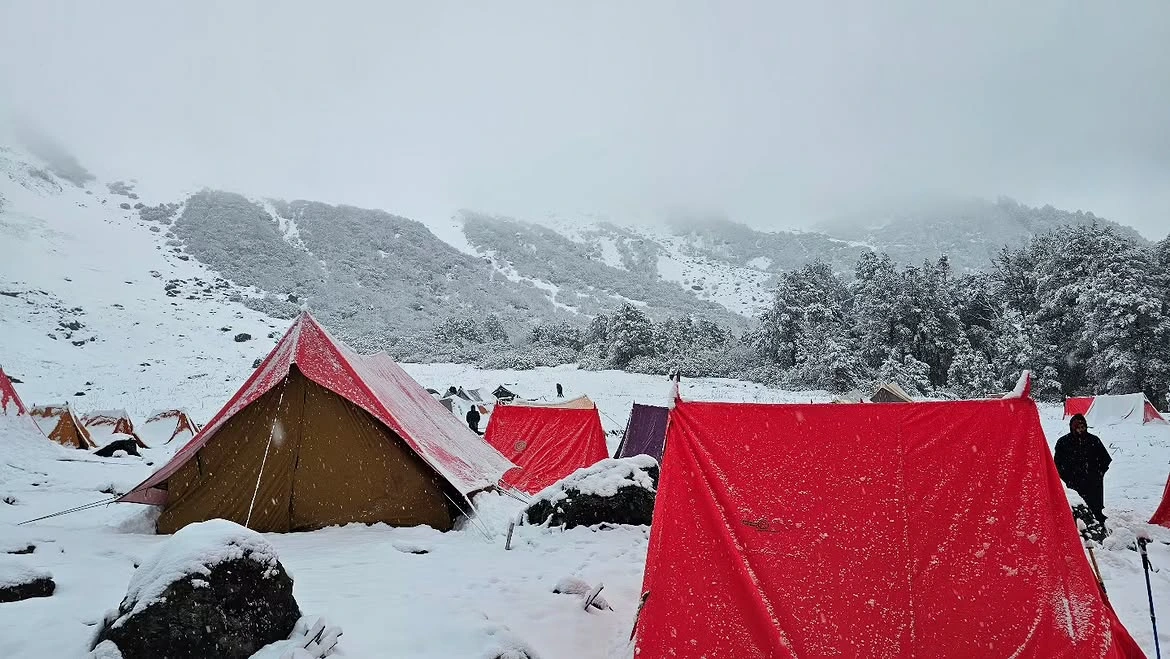 Sar Pass Trek