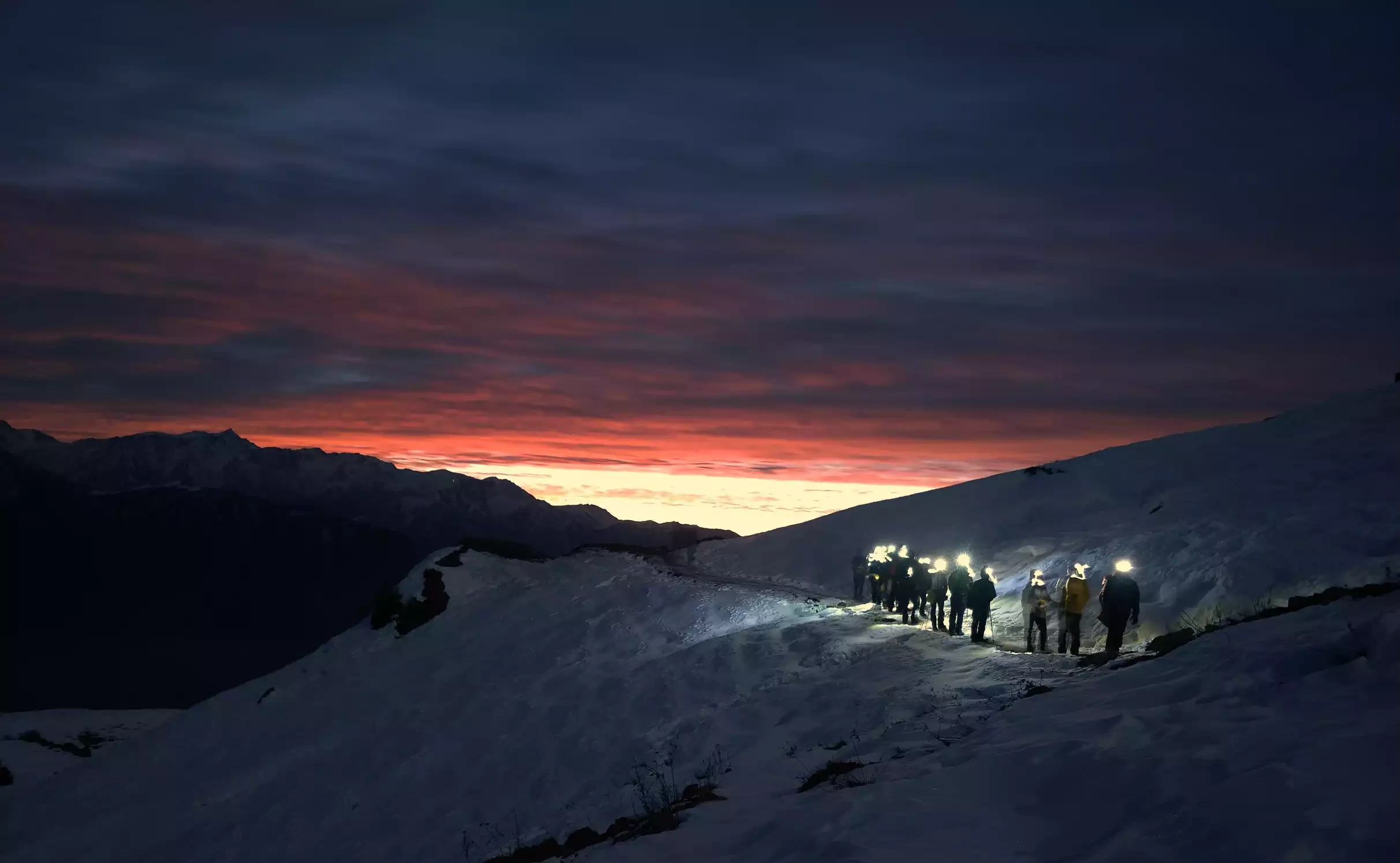 Dayara Bugyal Trek