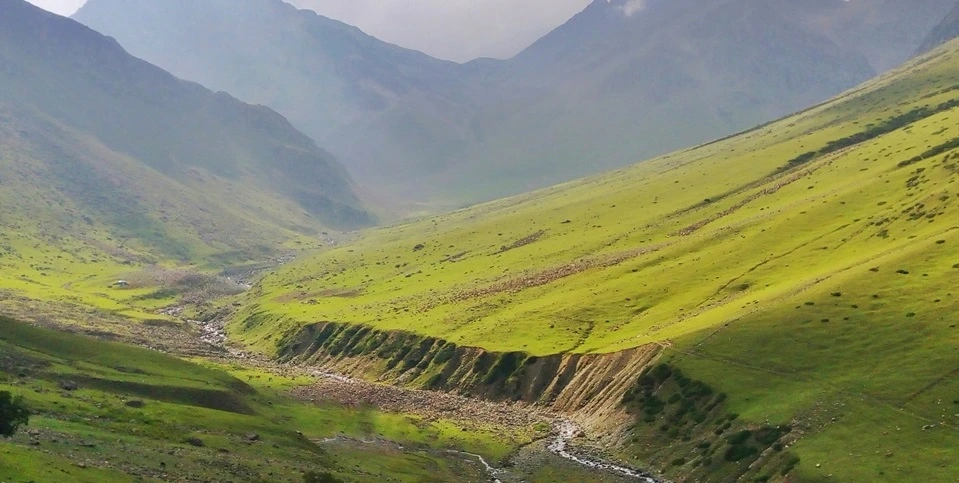 Tarsar Marsar Trek